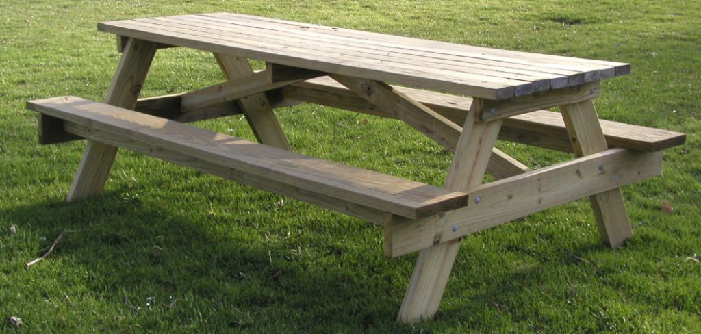 Build Wooden Table: Types, Plans and Design